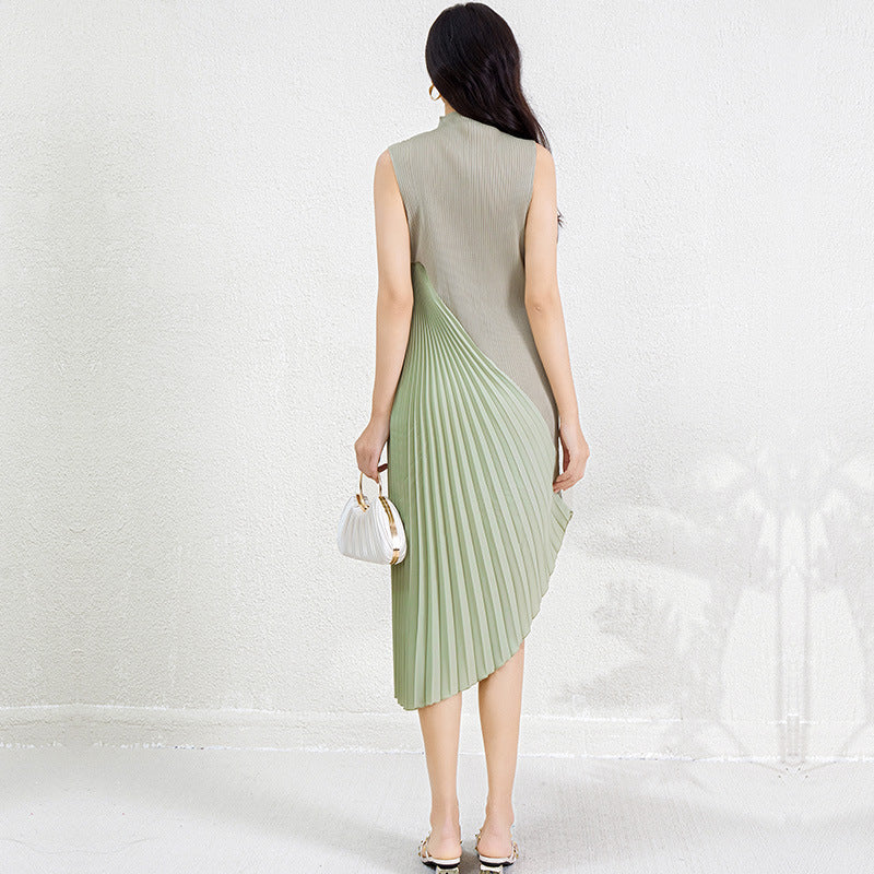 Fashionable Elegant Skirt With Half Turtleneck